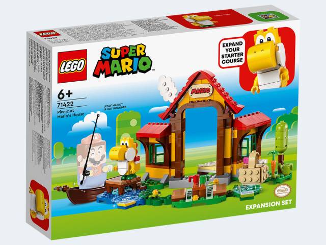 LEGO Super Mario Picnic at Marios House