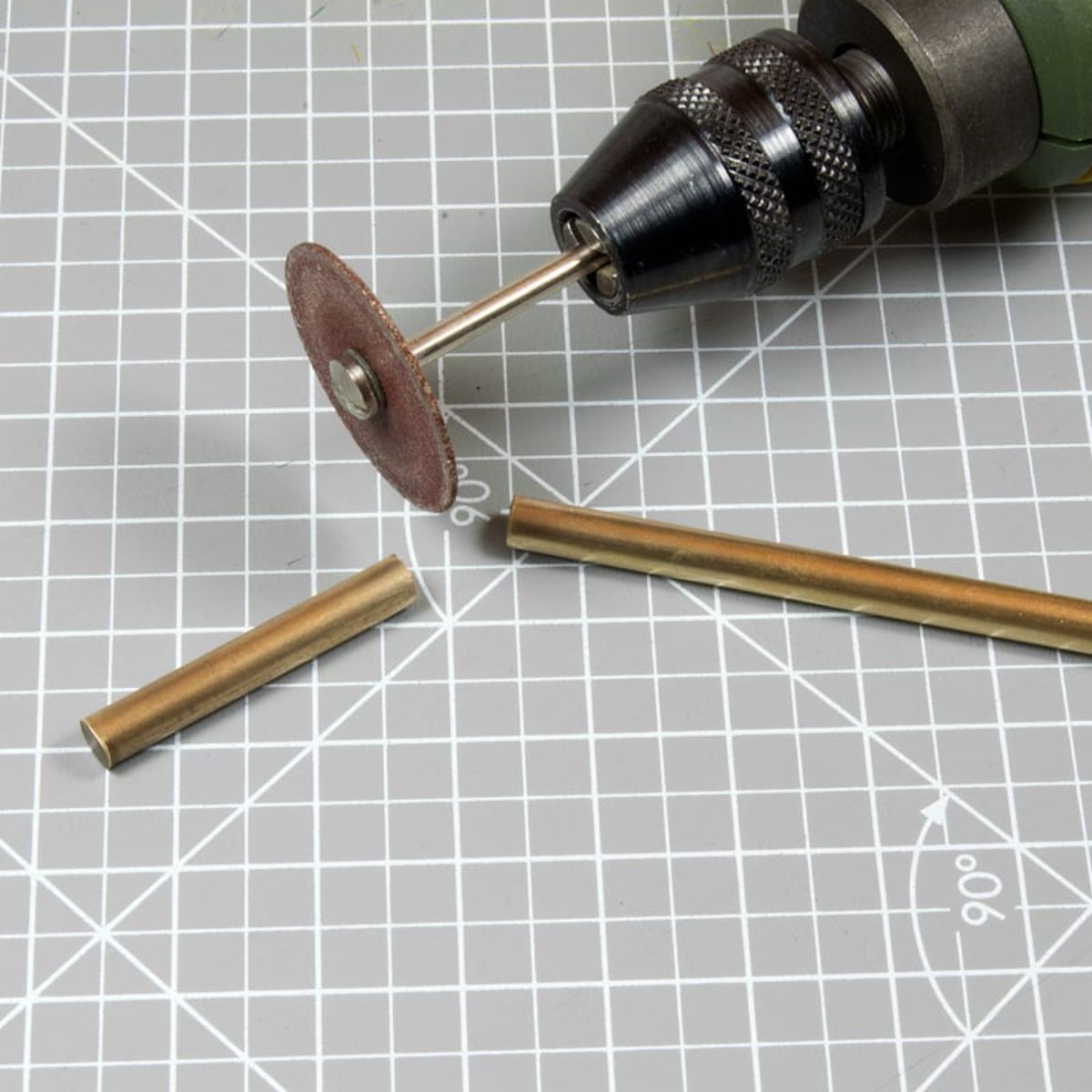 AK Interactive Dioramas BRASS PIPES 1,4mm, 5 units